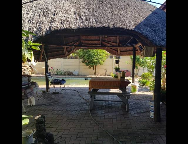 3 BEDROOM HOUSE FOR SALE IN VANDERBIJLPARK SW 1
